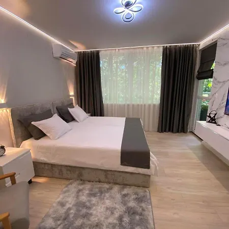 Apartment Sea Breeze