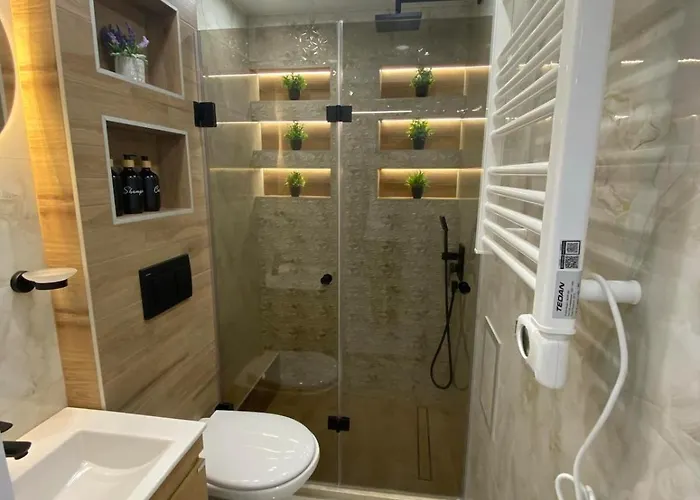 Sea Breeze Apartment *